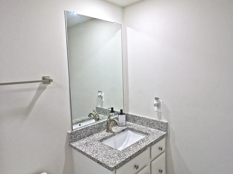 1040 Stepping Pl — Photo 60