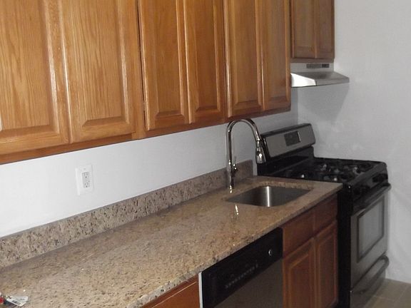 2nd image of 2841 44th St #1