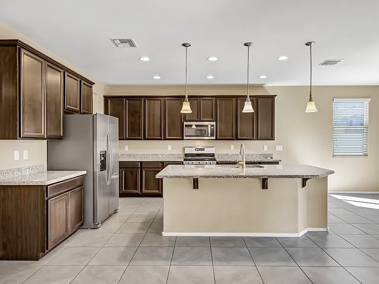 5429 W Lydia Ln — Photo 13