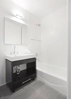 Rented by Two Trees | media 39