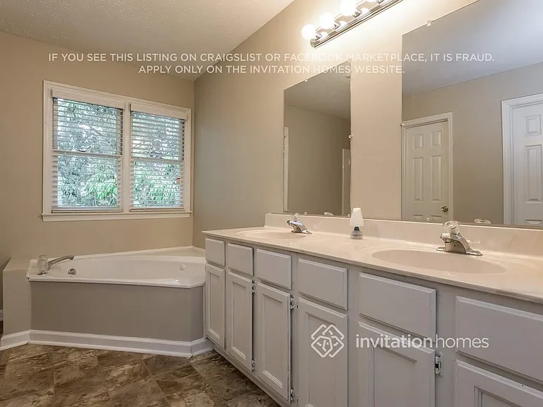 1166 Kings Arm Ct — Photo 9