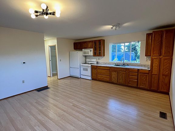 4th image of 2822 NW 91st St #Ga
