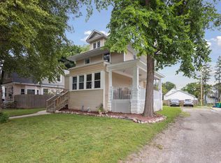 944 Howard St, Green Bay, WI 54303