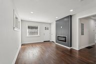 Springdale Rd-S1710-006.jpg