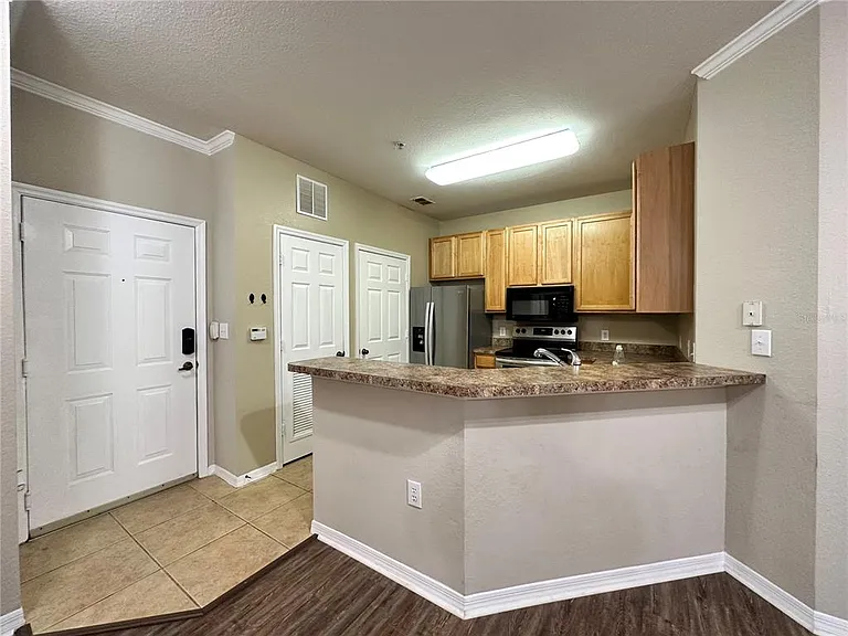 10023 Courtney Palms Blvd #101 — Photo 15