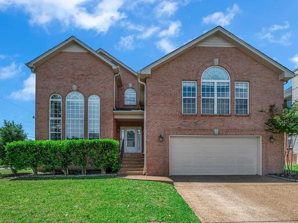 6464 Sunnywood Dr, Nashville, TN 37211