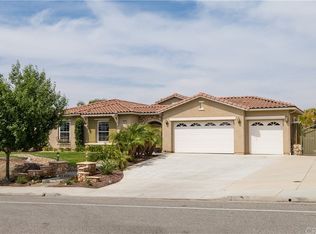 7918 Horizon View Dr, Riverside, CA 92506