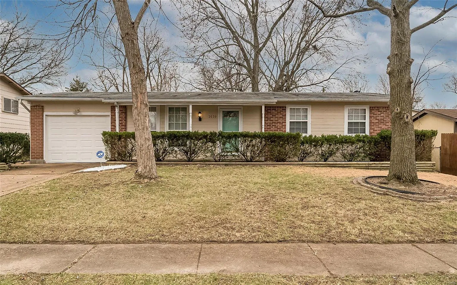 2630 Knollwood Ln photo 1