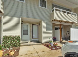 657 Summer Winds Ln UNIT E, Saint Peters, MO 63376