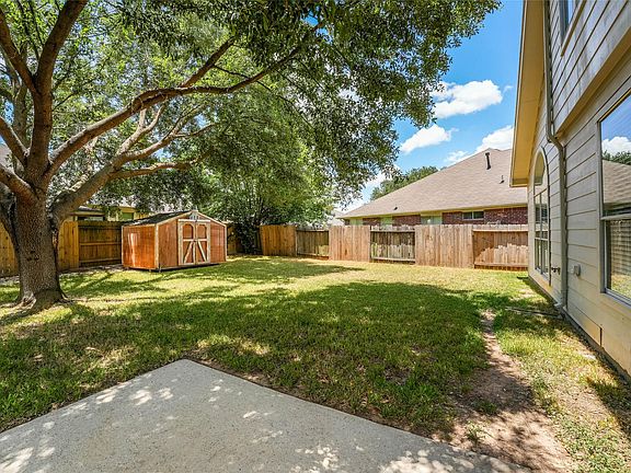 3rd image of 2910 Seine Ct