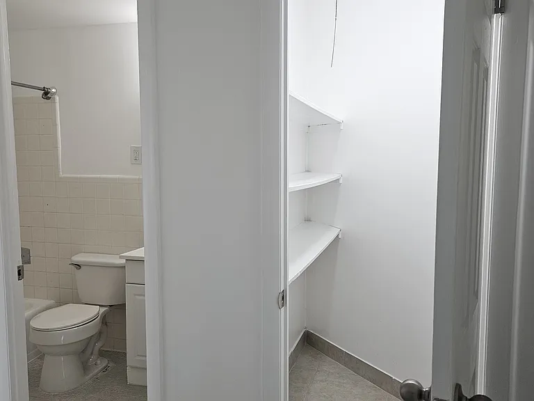 630 Southwind Cir #8 — Photo 6