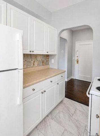 1st image of 36 Hillside Ave APT 1
