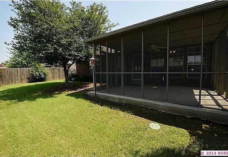 4204 W Kent Ct — Photo 21
