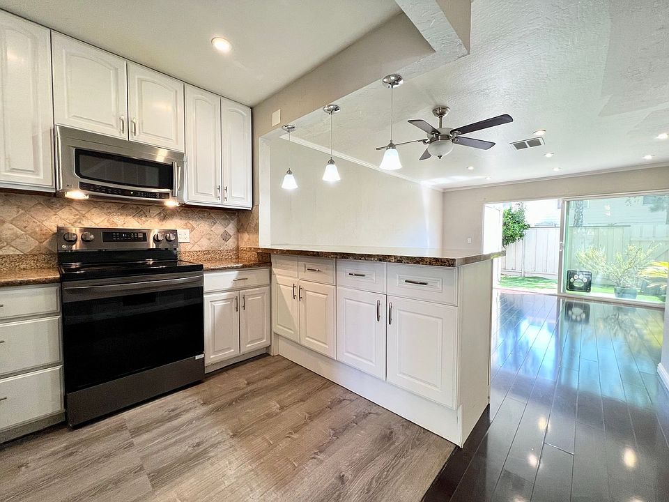 1st image of 1322 Poplar Ave