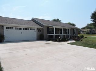 127 Country Dr, Green Valley, IL