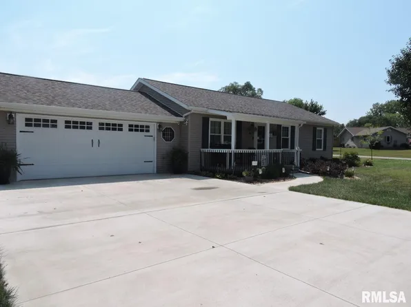 127 Country Dr, Green Valley, IL 61534