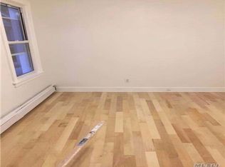 4649 189th St, Flushing, NY 11358