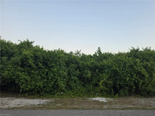 2615 5th ST SW, LEHIGH ACRES, FL 33976