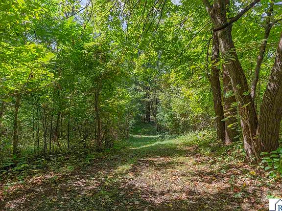 4th image of Farwell Path