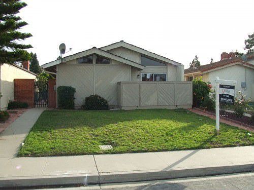 1st image of 878 Fairchild Ave