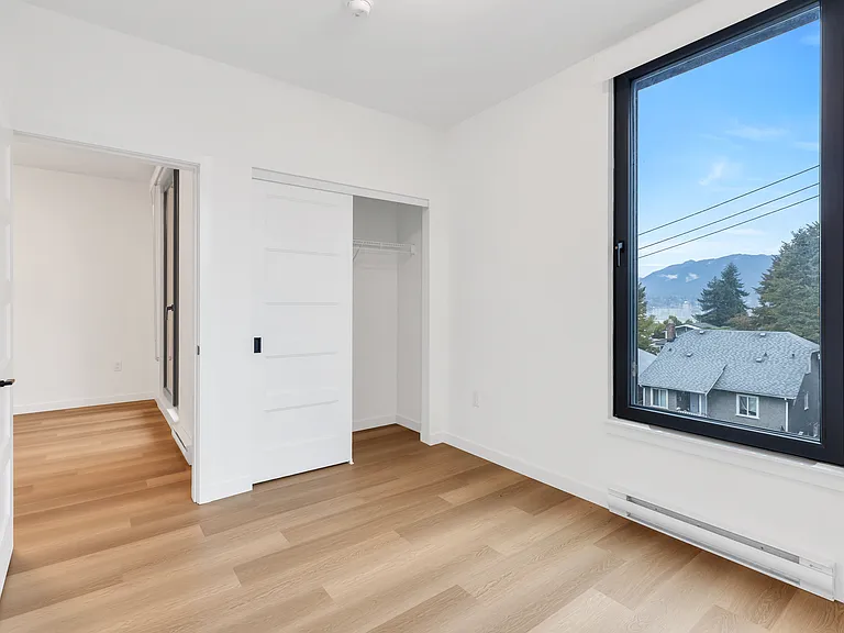 3455 Hastings St E — Photo 41