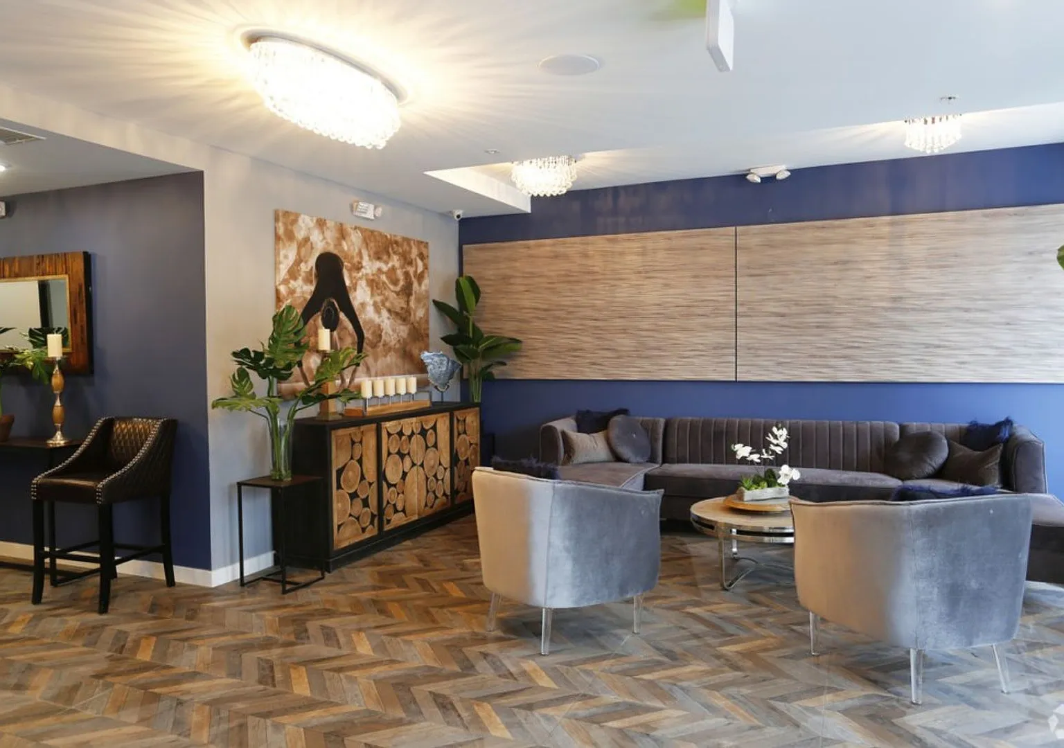 The Ivy at NOHO — Photo 4