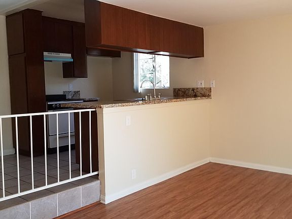 5th image of 13983 Astoria St APT 113