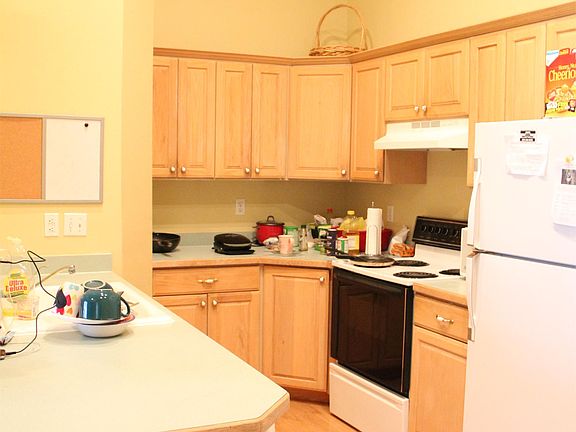 Spacious Kitchen