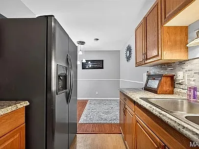 1464 Hawks Nest Dr #H — Photo 3