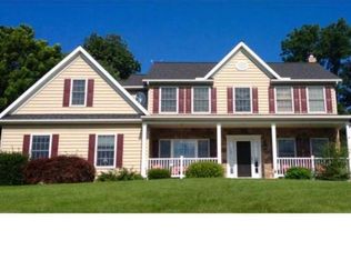 240 Sleepy Hollow Rd, Nottingham, PA 19362