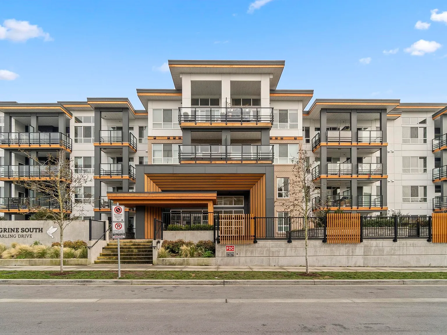 1792 Starling Dr — Photo 1