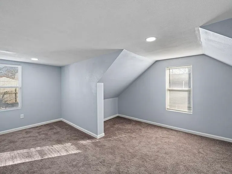 1515 S Home Ave — Photo 5
