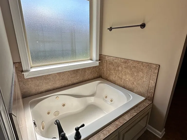 103 E Morningview Dr #1 — Photo 14