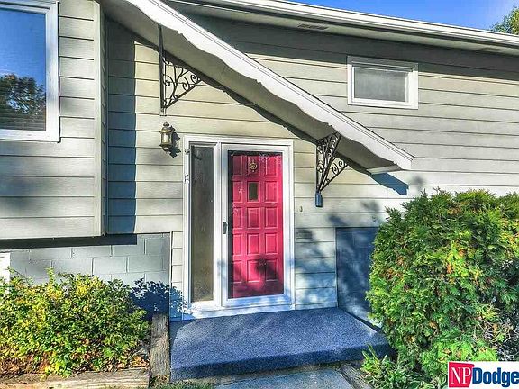 3rd image of 6804 S 49th St