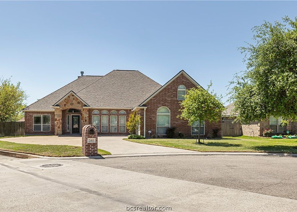 1st image of 2463 Newark Cir