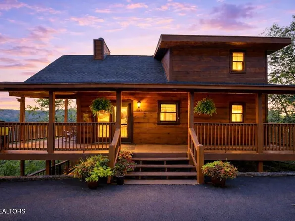 2644 Raccoon Hollow Way, Sevierville, TN 37862