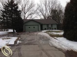 4212 Northridge Ct, Pinckney, MI 48169