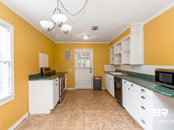 5th image of 212 Morgan Ave
