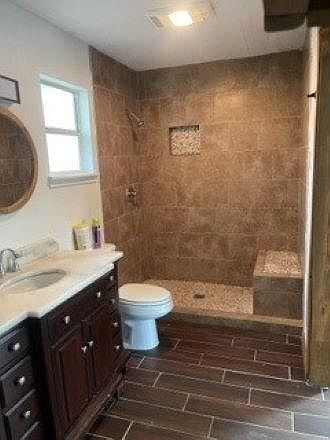 1st image of 204 Esma St