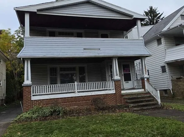 1596 Victoria Ave, Lakewood, OH 44107