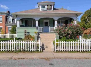 8 Davis St, Beacon, NY 12508