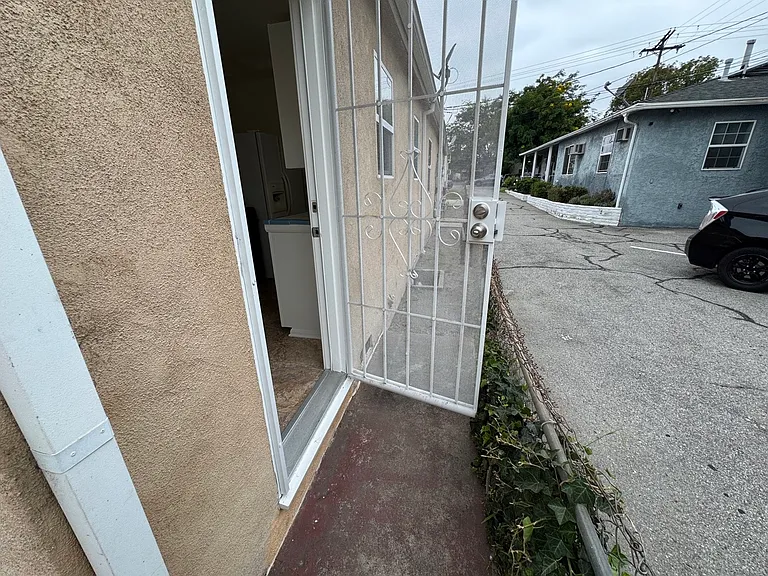 2014 N Parish Pl #2018 — Photo 7