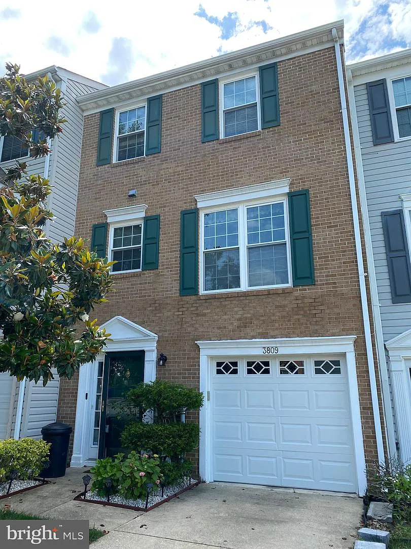3809 Lakewood Pl photo 1