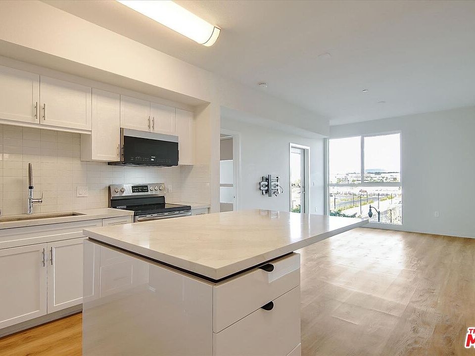 1st image of 12655 Bluff Creek Dr Unit 304