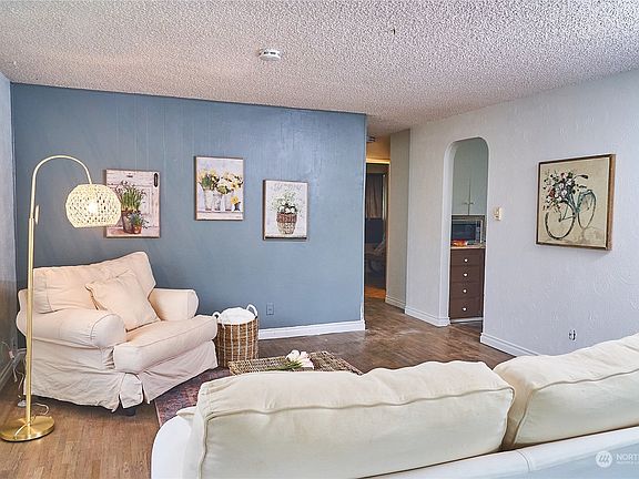 5th image of 7617 Fawcett Avenue