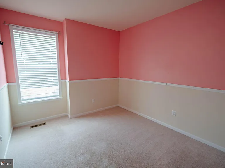 5004 Forest Pines Dr — Photo 37