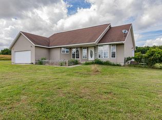 2714 Y Rd, Marshfield, MO 65706