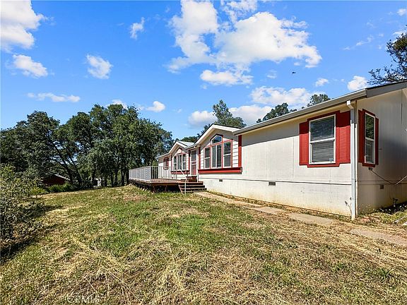 2nd image of 128 Grand Oak Dr