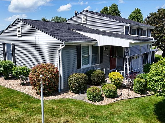 2nd image of 108 Oberlin Dr