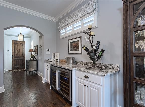 3rd image of 112 Mozart Way